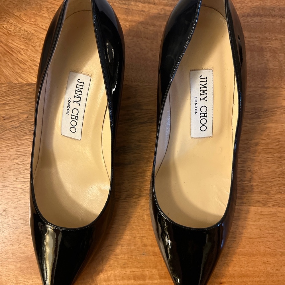 Jimmy Choo Black Patent Leather Kitten Heels – Size 35.5 (US 5.5) - Picture 2 of 9